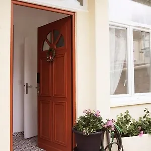 https://madame-paris.fr-paris.fr